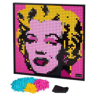 Produktbild Andy Warhol's Marilyn Monroe